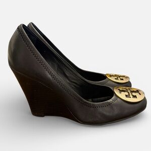 Tory Burch Wedge Heels Black Leather with Gold Emblem Women’s 7.5